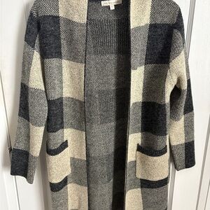 Monteau Black and Cream Checkered Cardigan